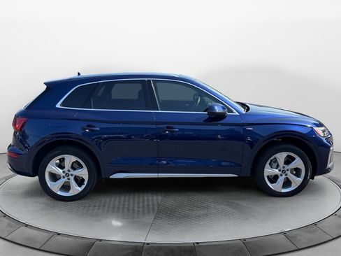 Used 2024 Audi Q5 2.0T Premium Plus w/ Premium Plus Package AWD/4WD image 8