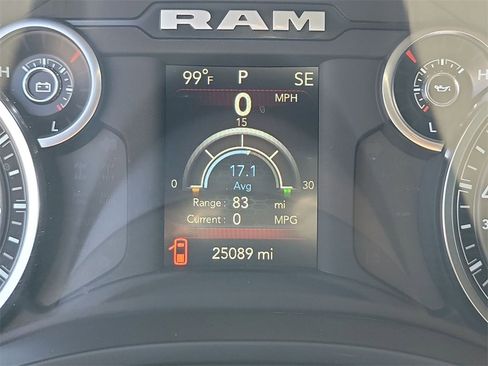 Used 2024 RAM 1500 Lone Star image 12