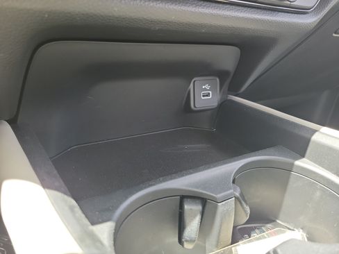 Used 2024 Honda HR-V LX image 30