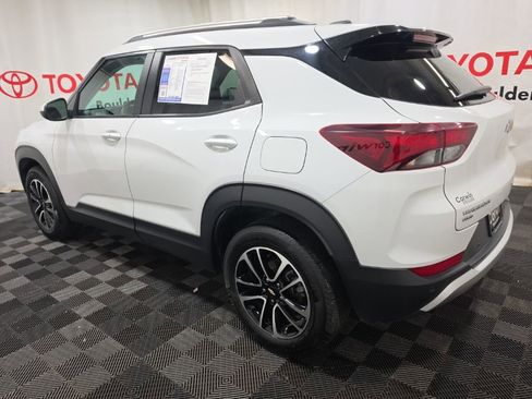 Used 2024 Chevrolet TrailBlazer LT w/ Convenience Package image 4