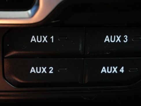 Used 2022 Jeep Wrangler Unlimited Sport AWD/4WD image 23