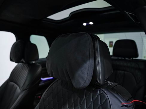 Used 2023 BMW X7 M60i w/ Executive Package image 63