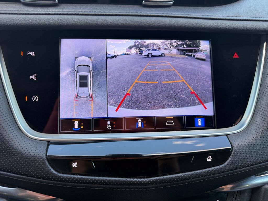 Used 2023 Cadillac XT5 Sportv w/ Technology Package AWD/4WD image 21