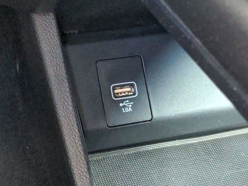Used 2019 Honda HR-V LX image 18
