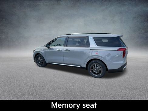 New 2026 Kia Carnival SX image 17