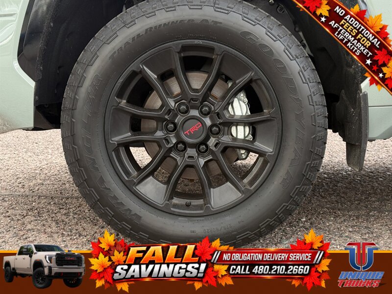 Used 2024 Toyota Tundra Platinum w/ TRD Off-Road Package AWD/4WD image 13