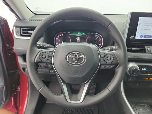 Used 2025 Toyota RAV4 XLE Premium FWD image 24