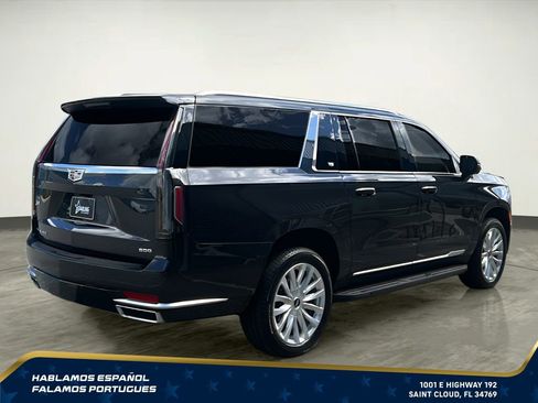 Used 2024 Cadillac Escalade ESV Premium Luxury AWD/4WD image 6