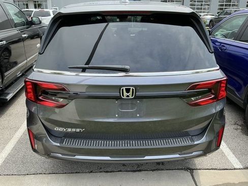 Used 2026 Honda Odyssey EX-L image 10