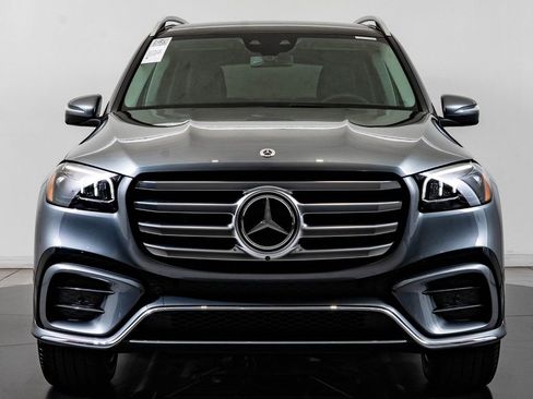 New 2026 Mercedes-Benz GLS 450 4MATIC image 2