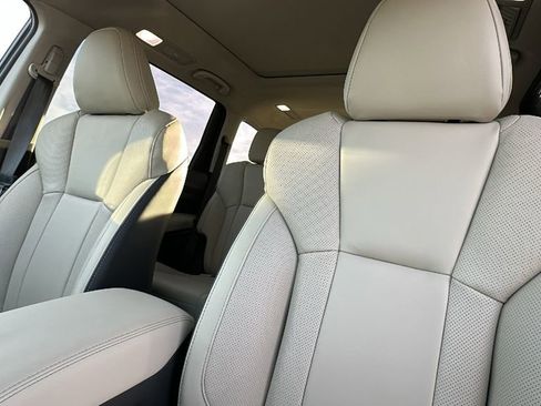 New 2026 Subaru Ascent Limited AWD/4WD image 11