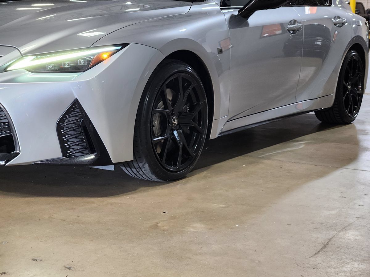 Used 2025 Lexus IS 500 w/ Accessory Package 2 RWD image 17