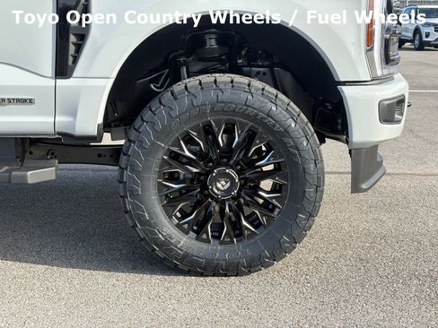 New 2026 Ford F250 XLT w/ XLT Premium Package AWD/4WD image 5