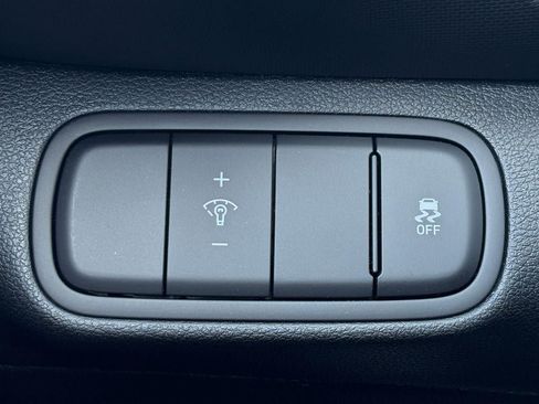 New 2026 Hyundai Venue SEL FWD image 55