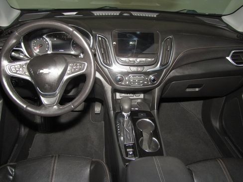 Used 2022 Chevrolet Equinox Premier image 14