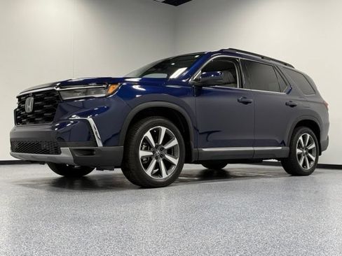 Used 2024 Honda Pilot Elite image 4