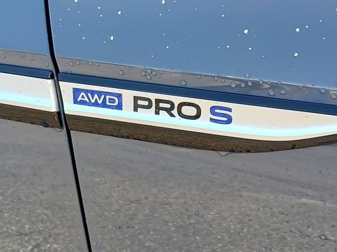 Used 2023 Volkswagen ID.4 Pro S image 6