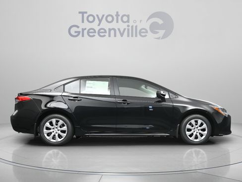 Certified 2026 Toyota Corolla LE FWD image 17