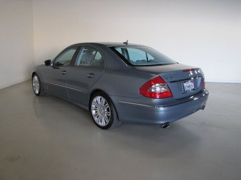 Used 2007 Mercedes-Benz E 350 Sedan image 23
