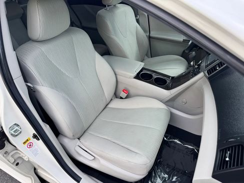 Used 2014 Toyota Venza LE w/ LE Convenience Package AWD/4WD image 25
