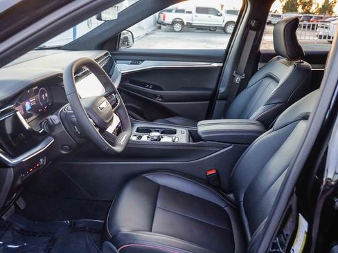 New 2025 Jeep Wagoneer S Launch Edition image 19