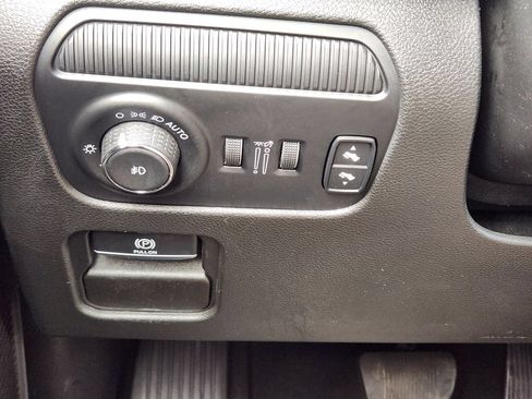 Used 2024 Jeep Wagoneer Series II w/ Flexible Seating Group AWD/4WD image 23
