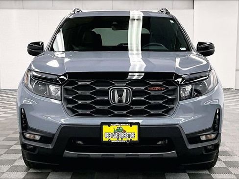 Used 2025 Honda Passport TrailSport image 4