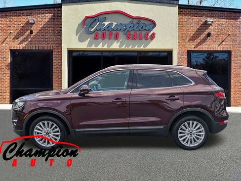 Used 2019 Lincoln MKC Premiere FWD image 10