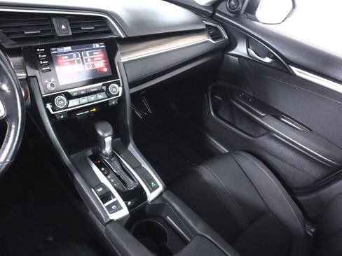 Used 2019 Honda Civic EX image 32