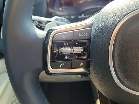 New 2026 Kia Carnival SX FWD image 27