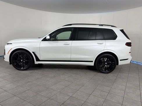 New 2027 BMW X7 xDrive40i w/ Executive Package AWD/4WD image 2