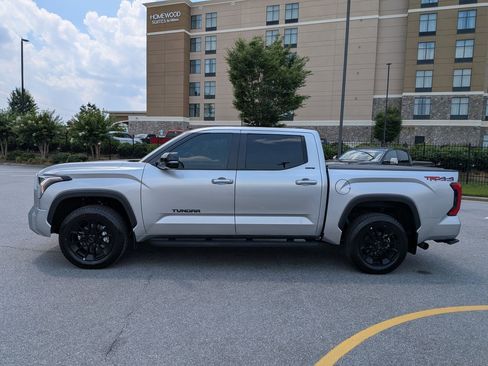Used 2025 Toyota Tundra Limited w/ TRD Off-Road Package AWD/4WD image 6