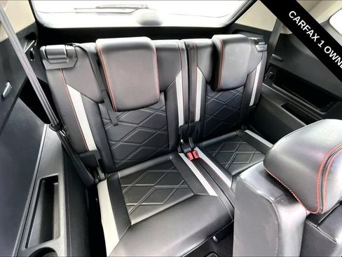 Used 2024 Volkswagen Atlas Peak Edition SEL AWD/4WD image 25