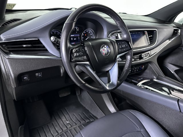 Used 2023 Buick Enclave Essence FWD image 10