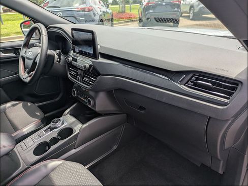 Used 2025 Ford Escape ST-Line FWD image 36