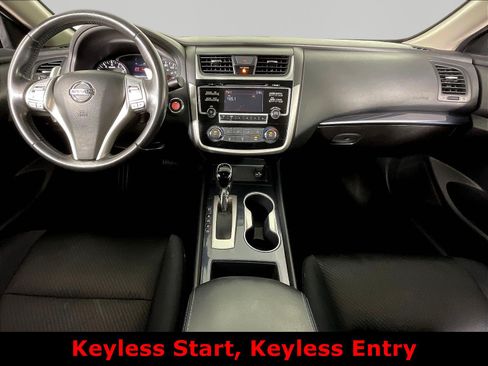 Used 2018 Nissan Altima 2.5 SR FWD image 7