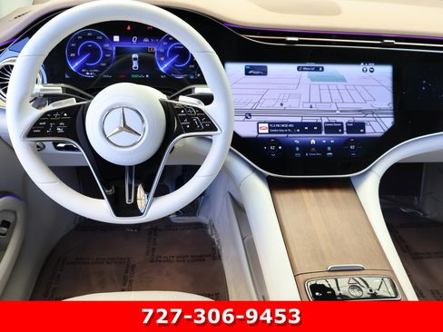 Certified 2023 Mercedes-Benz EQS 580 4MATIC Sedan image 21