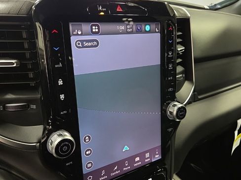 New 2026 RAM 1500 4x4 Crew Cab image 17