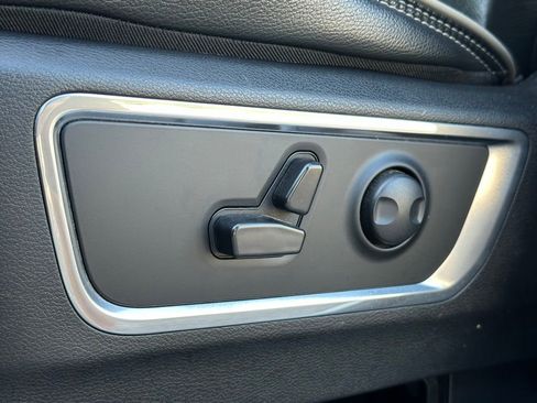 Used 2024 RAM 1500 Laramie image 39