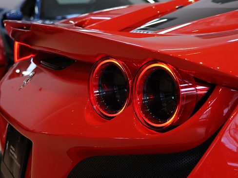 Certified 2021 Ferrari F8 Tributo RWD image 46