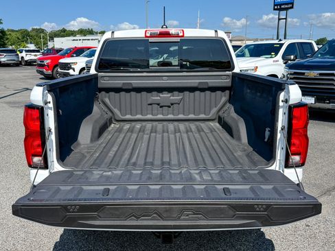 Certified 2023 Chevrolet Colorado Z71 w/ Z71 Convenience Package 2 AWD/4WD image 13