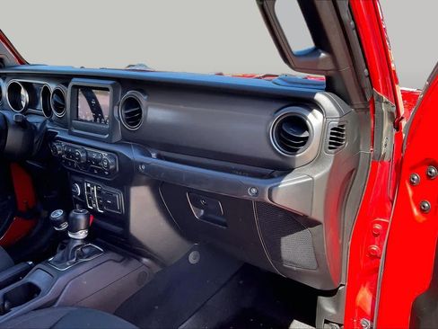 Used 2022 Jeep Gladiator Sport AWD/4WD image 18