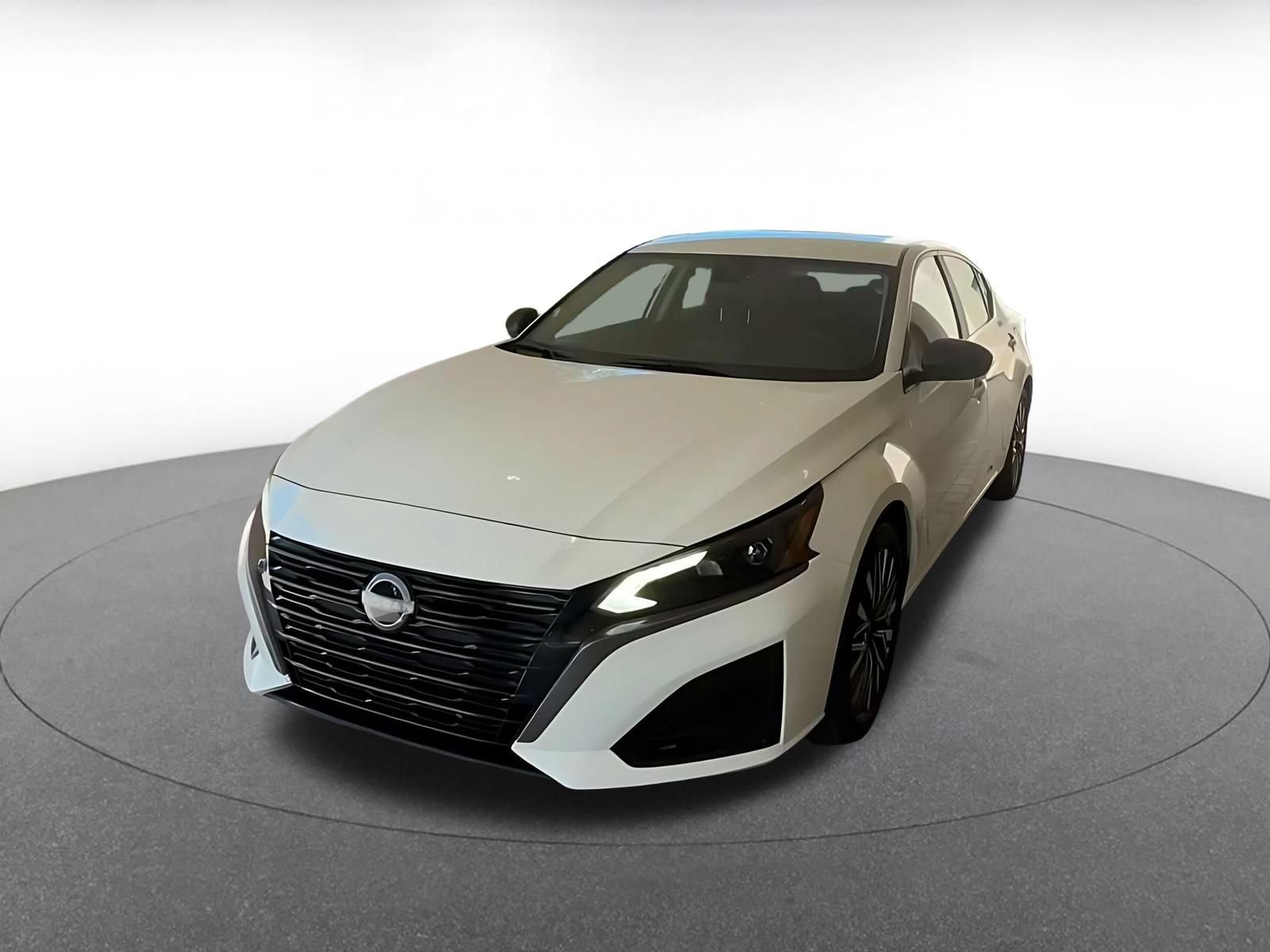 Used 2026 Nissan Altima 2.5 SV FWD image 6