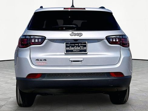 New 2026 Jeep Compass Latitude image 4