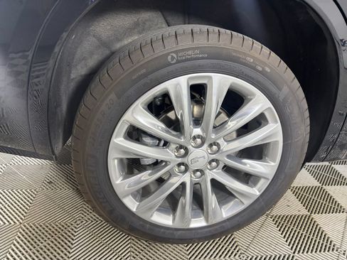 Used 2024 Cadillac XT6 Premium Luxury w/ LPO, Floor Liner Package AWD/4WD image 36