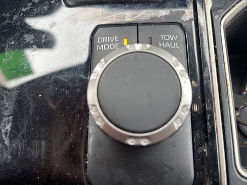Used 2022 Toyota Tundra SR5 RWD image 14