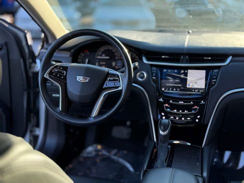 Used 2018 Cadillac XTS Luxury image 16