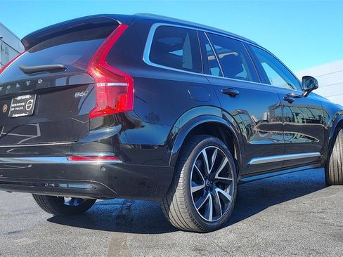 Used 2023 Volvo XC90 B6 Plus w/ Protection Package Premier image 3