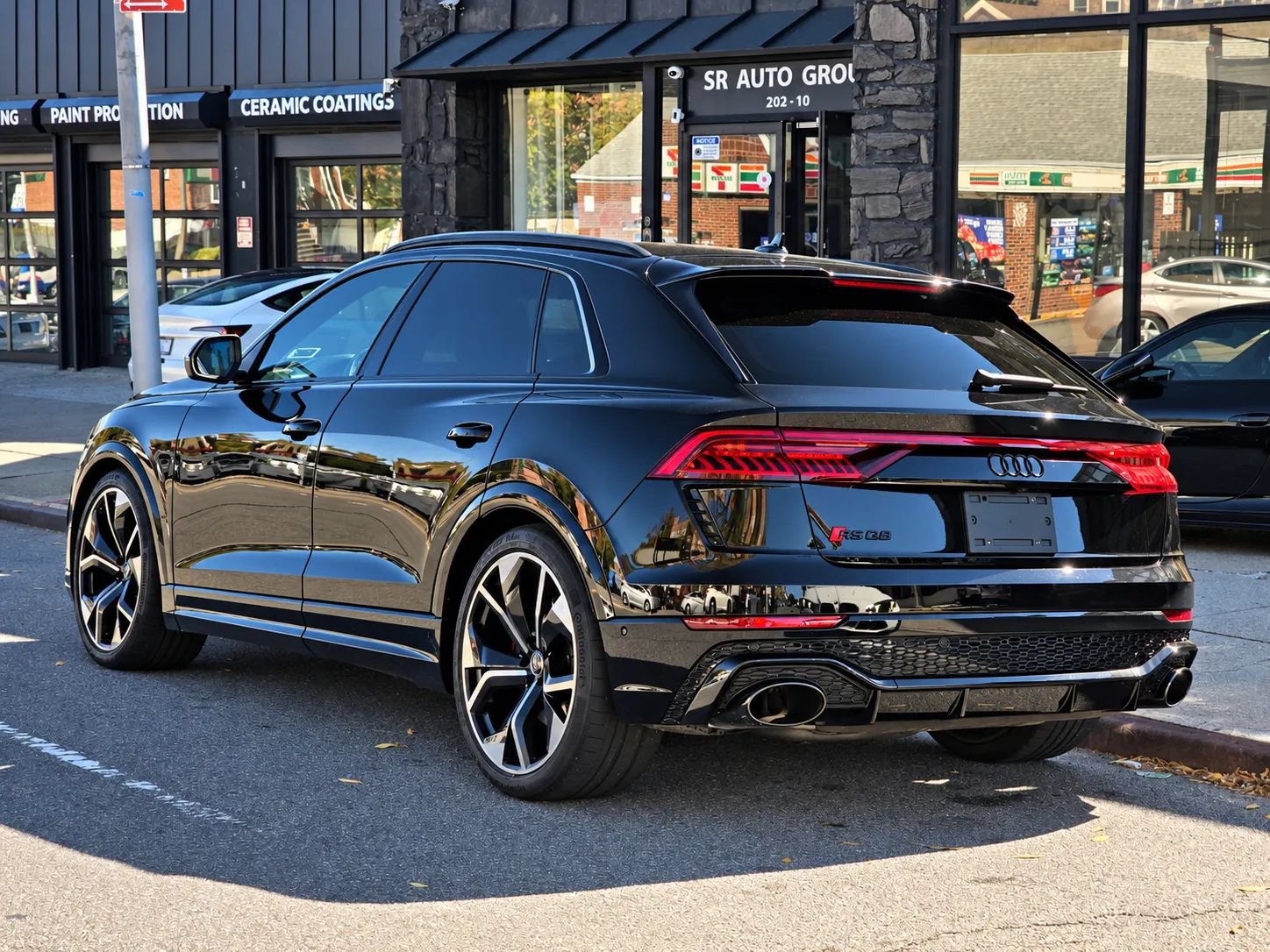 Used 2021 Audi RS Q8 w/ Black Optic Package AWD/4WD image 9