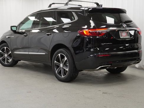 Used 2021 Buick Enclave Essence w/ Sport Touring Edition image 14